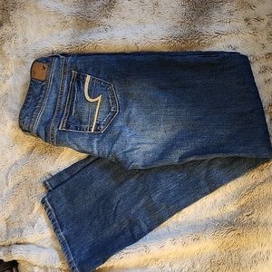 American eagle stretch distressed jeans slim kick size 4